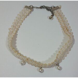 Crochet Faux Pearl Necklace Vintage 11in Choker 1990s 2000s Retro White